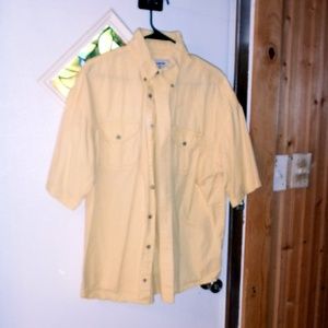Wrangler short sleeve yellow button down Large